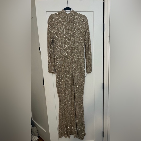 Club L London Galaxy Champagne Sequin Turtle Neck Gold Maxi Dress Size 10 NWT - Picture 7 of 8